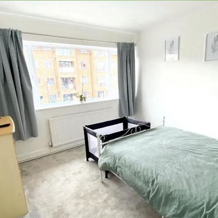 4 Bedroom Property Close To The Harry Potter Studio And Watford Junction Extérieur photo
